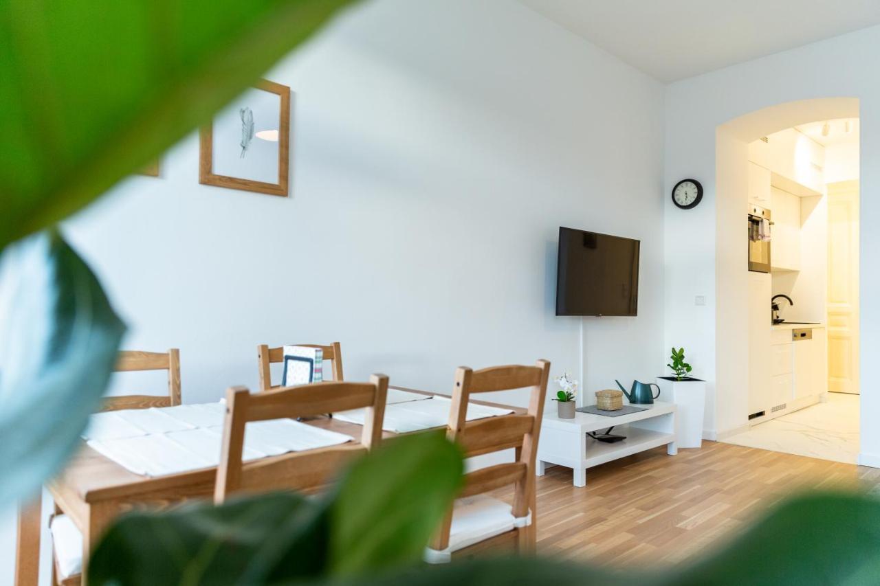 Central Apartment Bécs Kültér fotó
